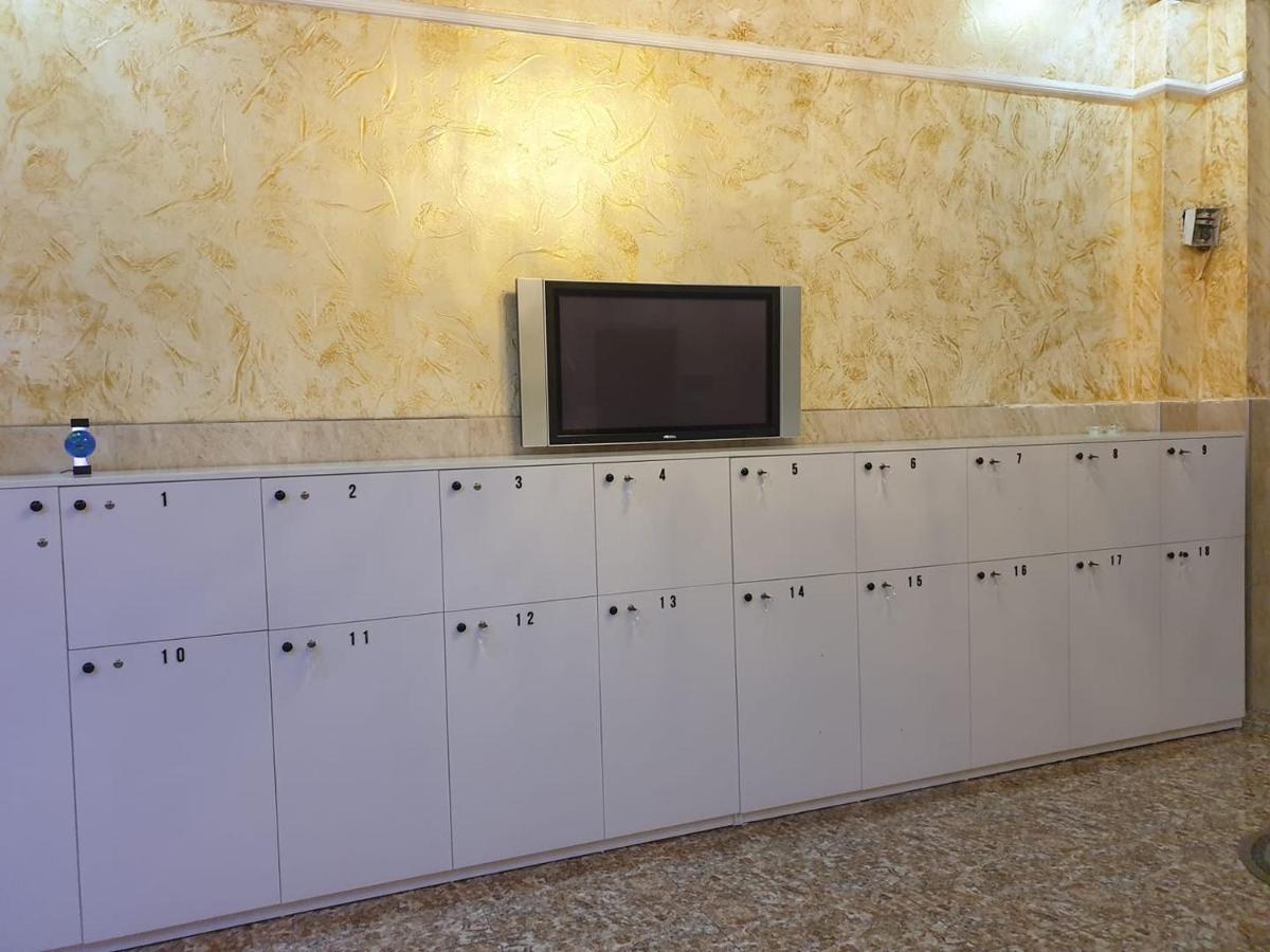 Elite Palace Plus Hotel バトゥーミ エクステリア 写真